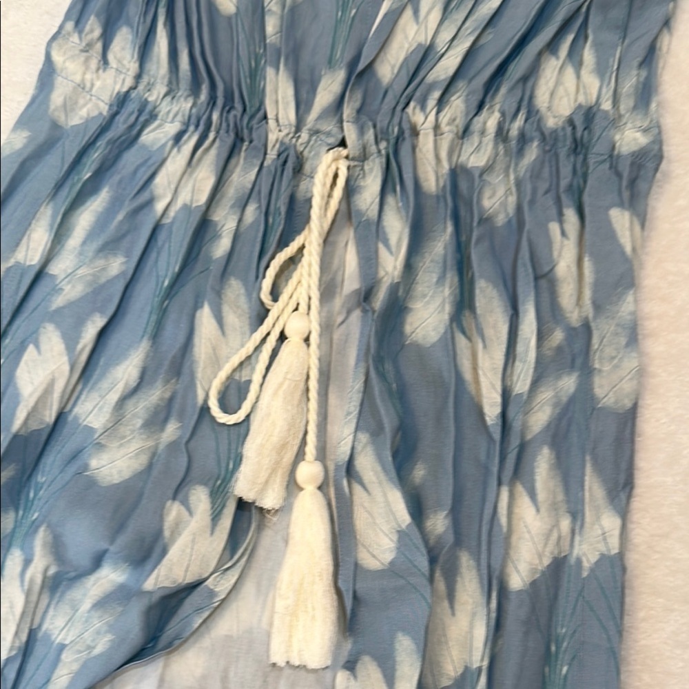 Palmacea Blue and White Floral Swimwear Resort Coverup with Flowing Design - Picture 10 of 15